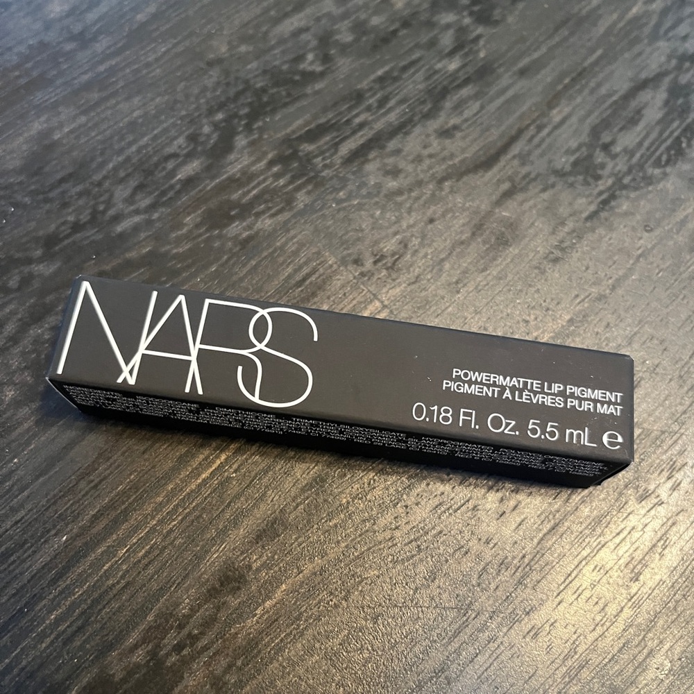 BNIB NARS Powermatte Lip Pigment Dragon Girl (red)